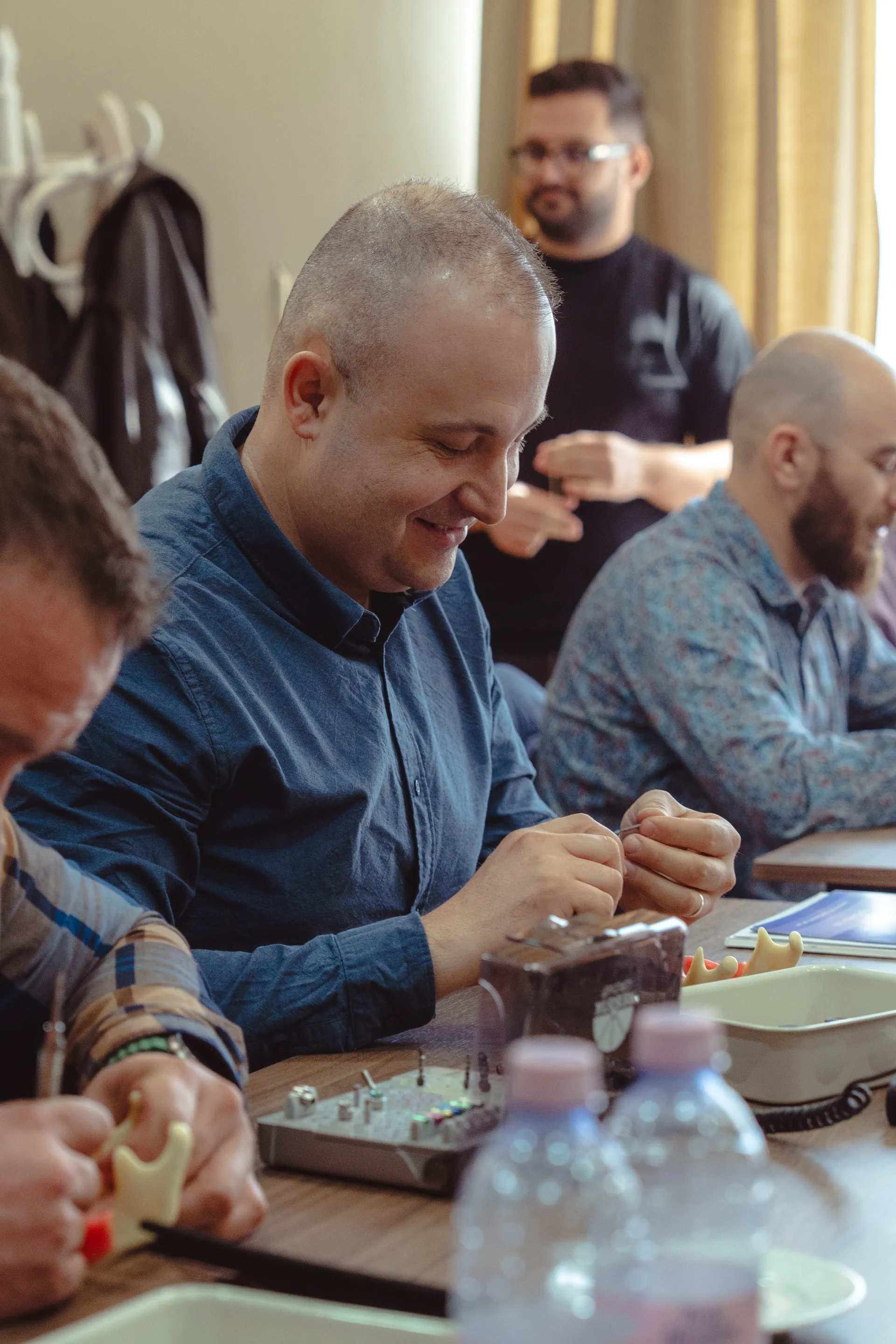 Fogászati Képzések - Egyénre szabott szubperiosteális implantátum - PraxEvents