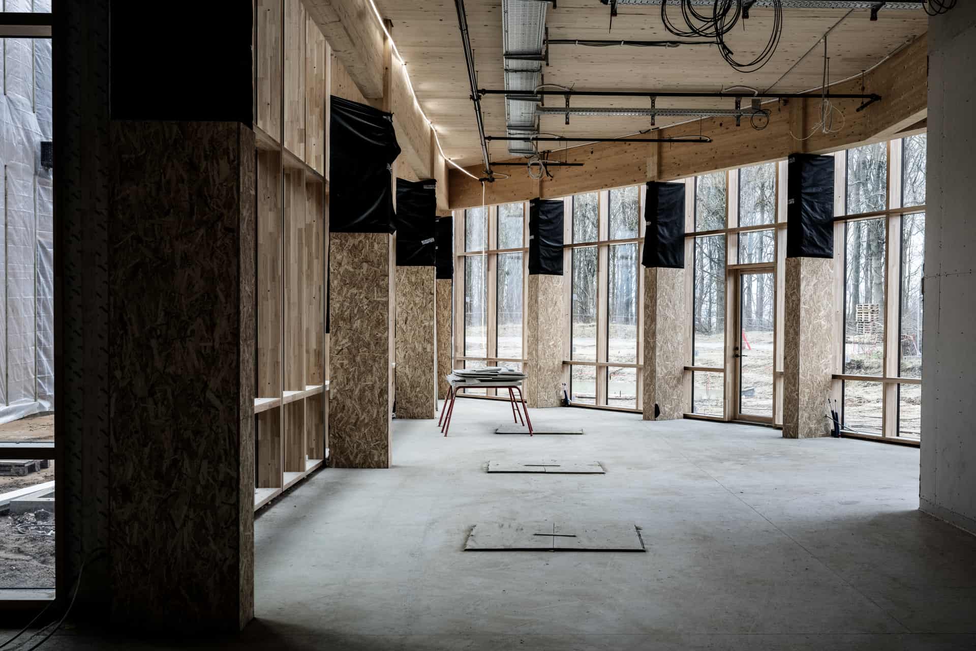 Here comes the alt text