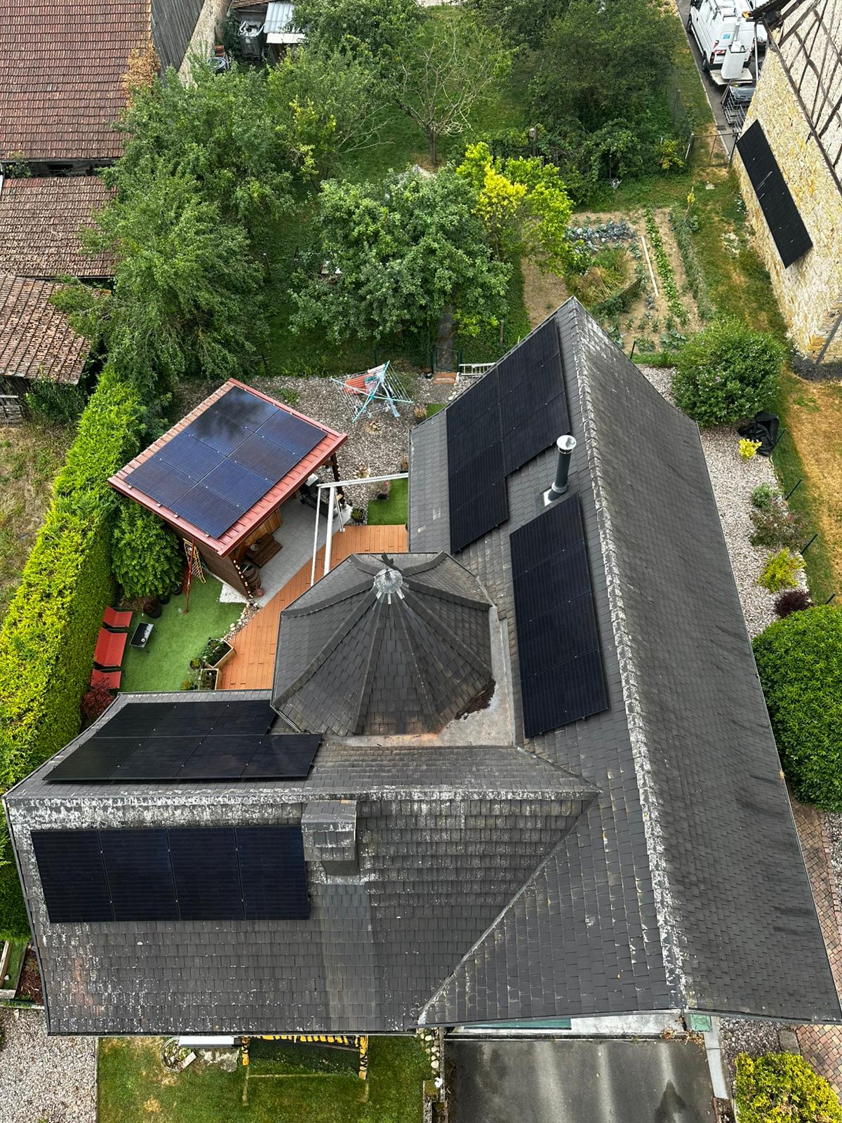 Maison équipée de panneaux solaires à Altkirch