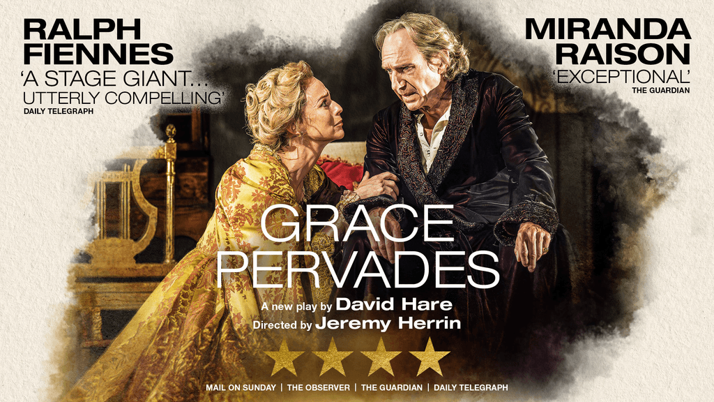 Ralph Fiennes og Miranda Raison i Grace Pervades på Theatre Royal Haymarket