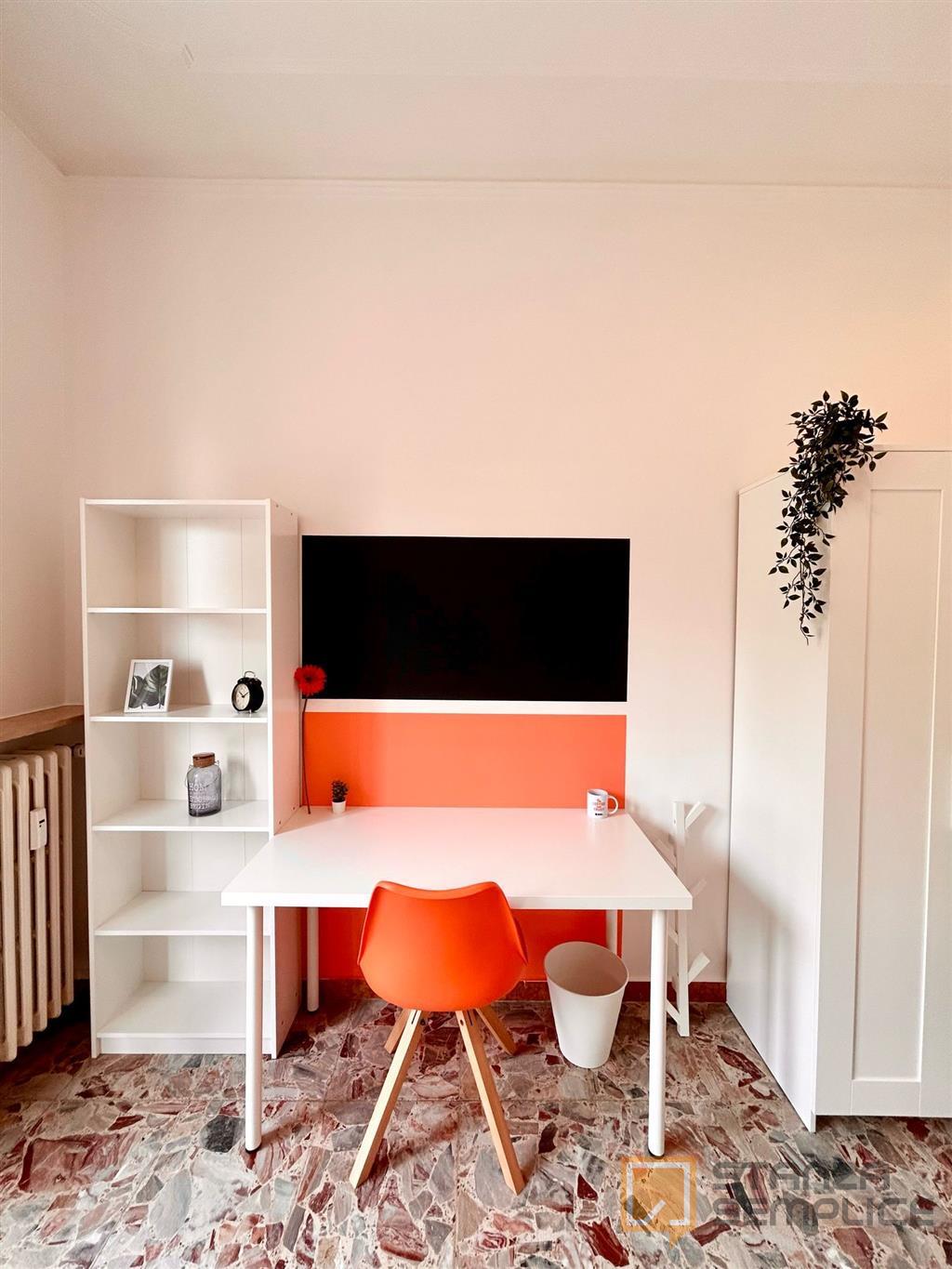 14 sq m room in Via Marsala, Verona