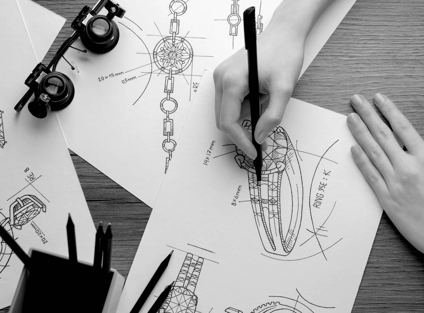 Jewelry Design Consultants - Hand Drawing - Garment Design - Savart Agency