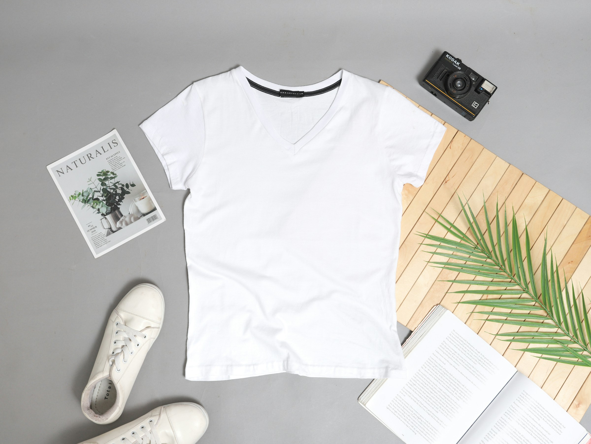 a brand shirt - Ecommerce Product Photos