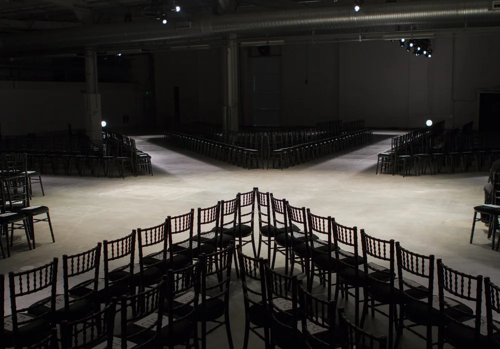 Bottega Veneta SS20 — runway staging and audience environment