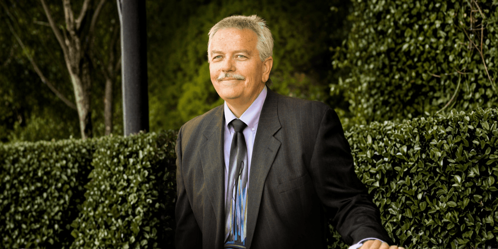 Eric Ridley, estate planner, offering personalized services to secure families' futures and create lasting legacies.