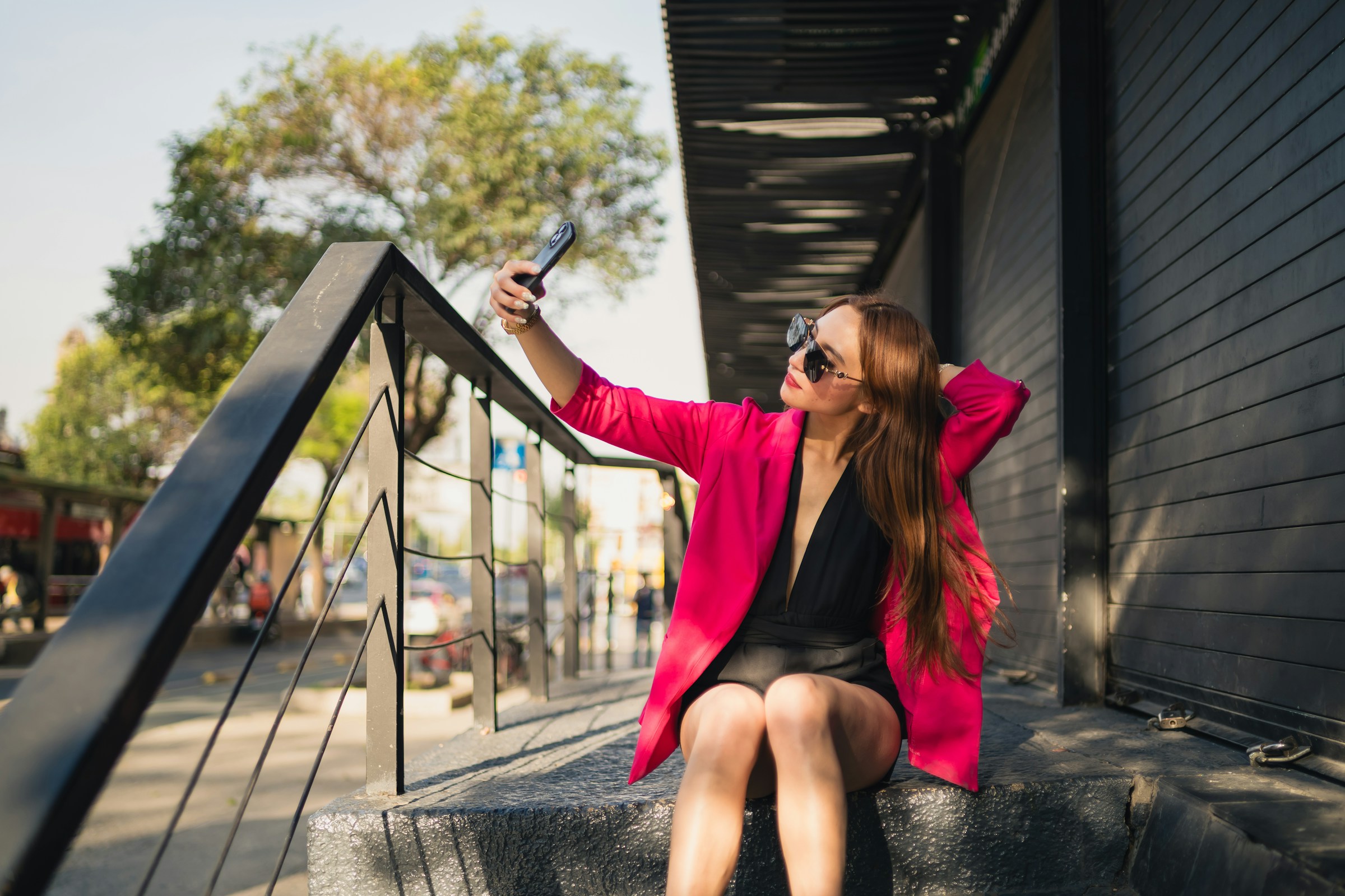 woman getting a picture - Preppy Images