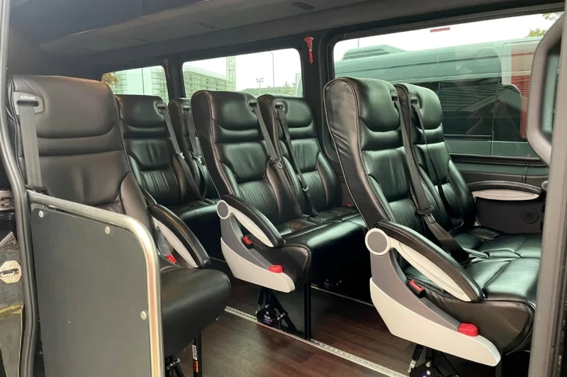 Mercedes-Benz Sprinter bespoke interior cabin
