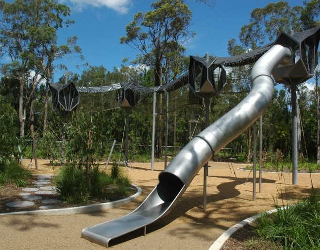 https://www.mustdobrisbane.com/sites/default/files/styles/mdb_article_full/public/calamvale-district-park.jpg?itok=M8ycef5M