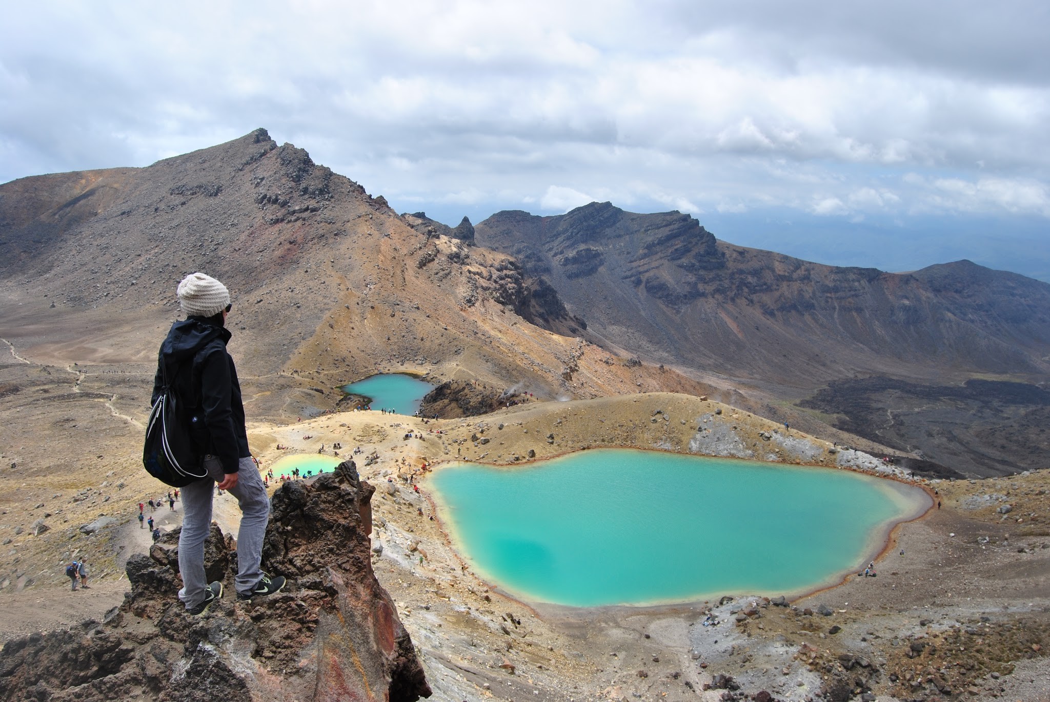 white umbrella on seashore