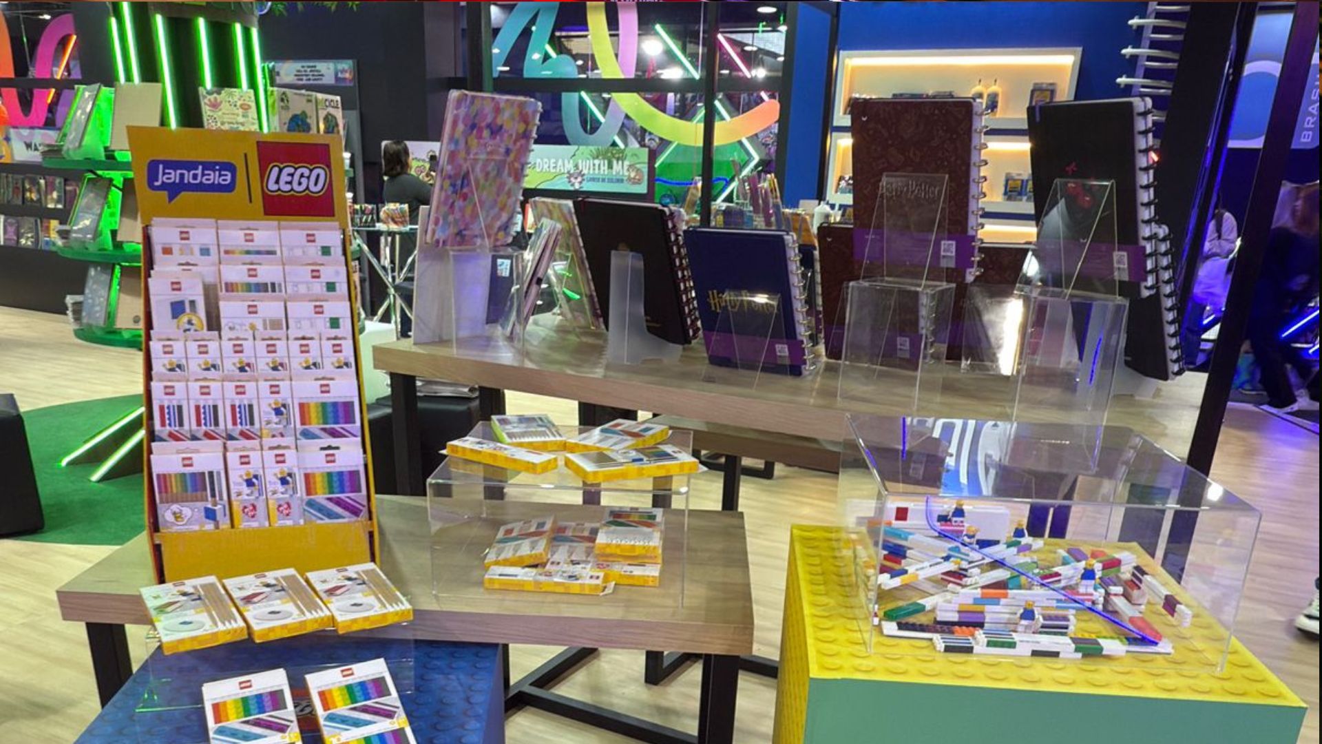 Volta às Aulas 2026: como as marcas reposicionam o material escolar para além do preço