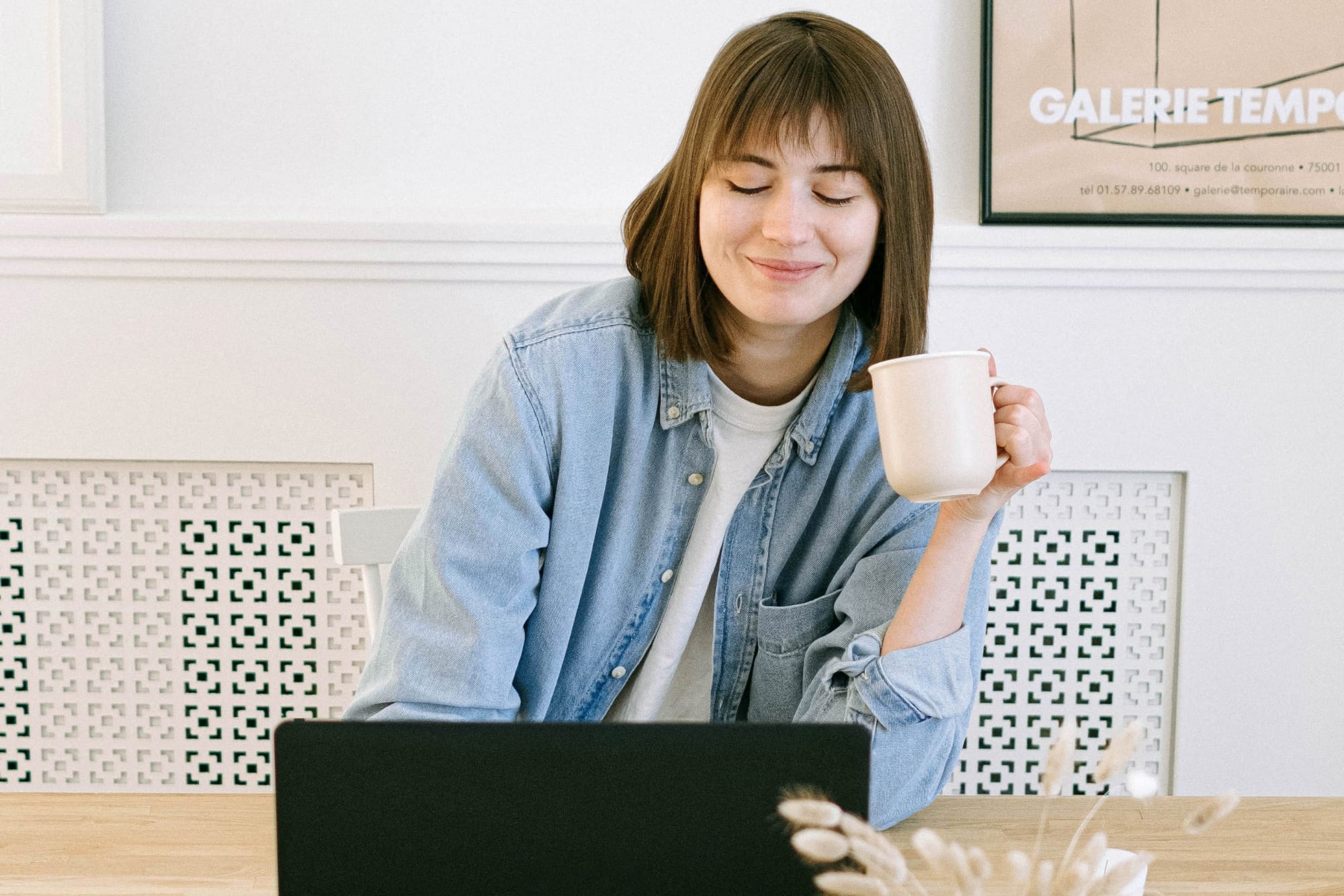 woman using a computer