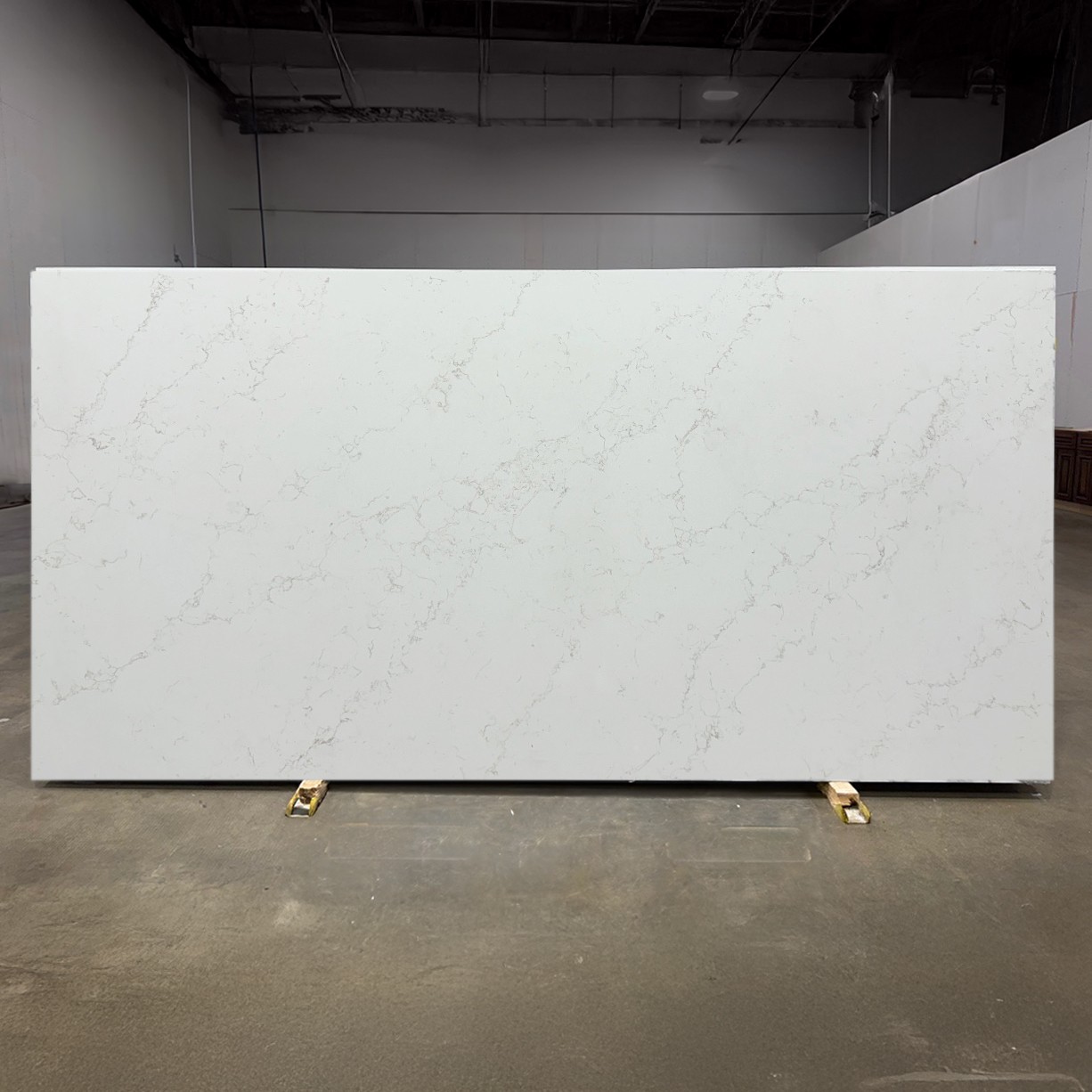 Calacatta Camrom Quartz Slab