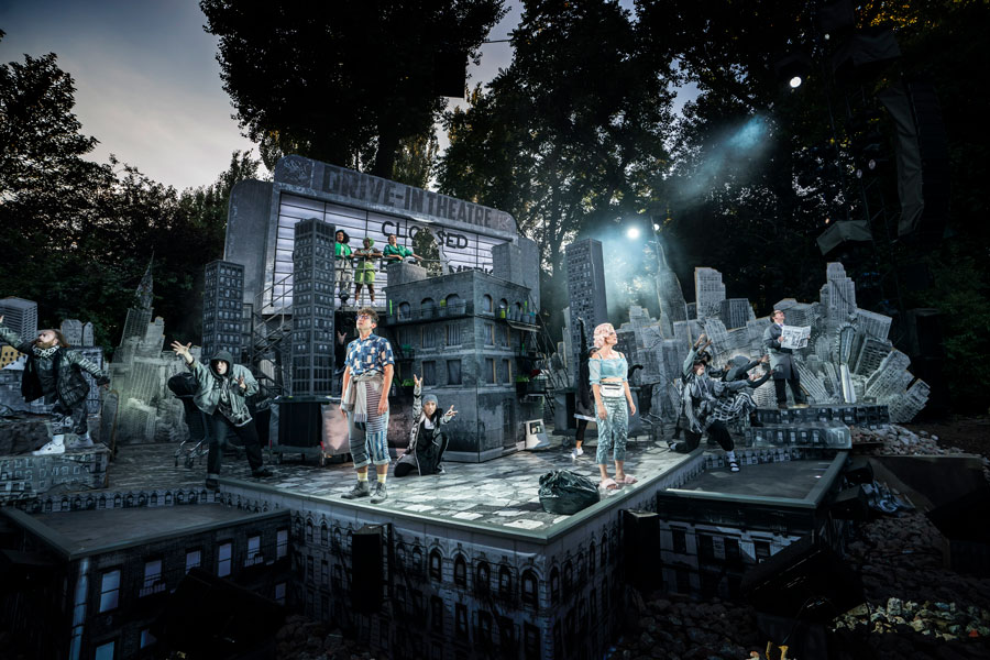 FIRST LOOK: Little Shop Of Horrors at Regent's Park Open Air Theatre ...