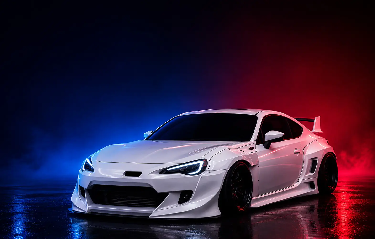 Toyota GT86 blanche avec kit carrosserie large, éclairée en bleu et rouge
