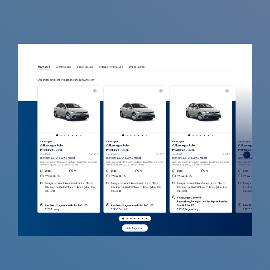 Ansicht des "Produkt-Sliders" für Fahrzeuge. Oben ist eine Navigationsleiste mit fünf Reitern für die fahrzeugqualitäten: "Neuwagen"; "Jahreswagen", "Direkt-Leasing", "Mitarbeiterfahrzeuge", "Online kaufbar“. Darunter horizontal angeordnete und klickbare Kacheln. Sie zeigen Fahrzeuganegbote mit Preis- und Ausstattungsinformationen.