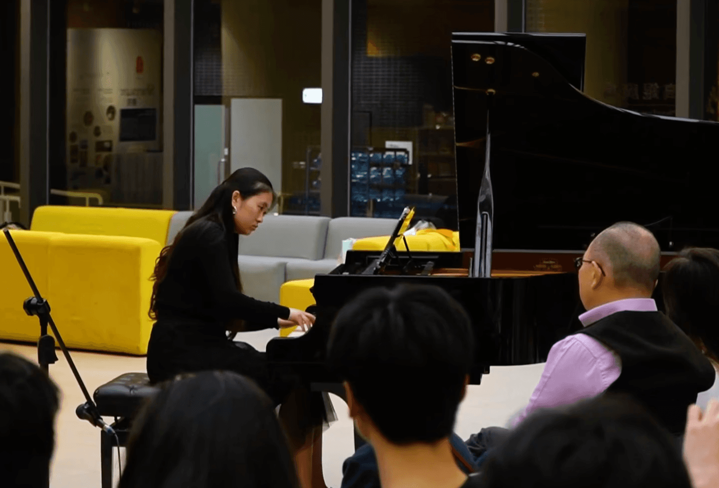 Julia Shi performing 'Reflets Dans Leau' by Debussy