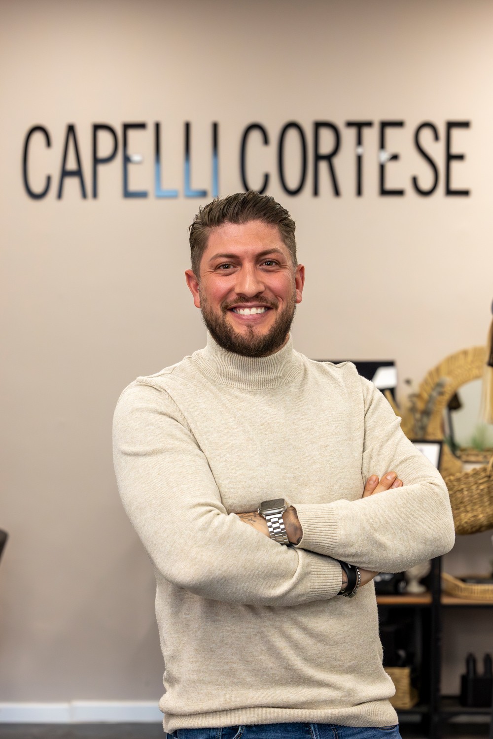 Kevin Cortese ist Haarsysteme-Spezialist aus Dormagen bei Köln/Düsseldorf
