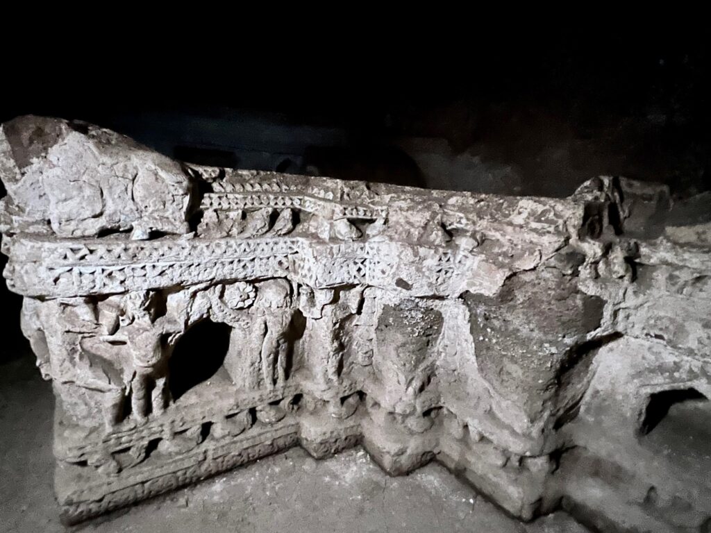 Carvings inside the Ankali Mutt 