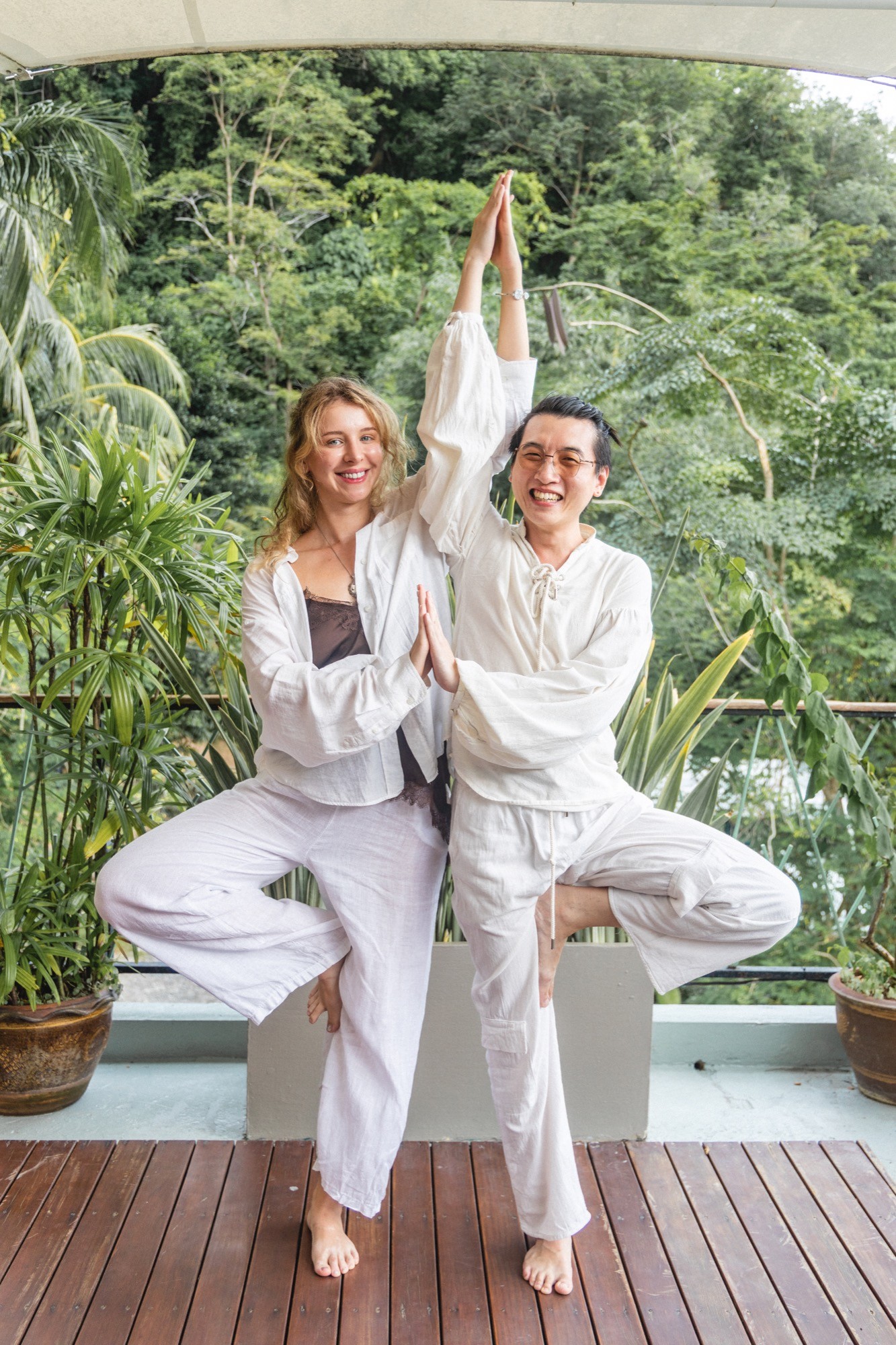 Polina and a fellow trainee posing during teacher training