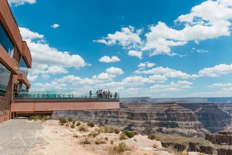 Vegas: Grand Canyon, Hoover Dam, Skywalk Option, & Two Meals