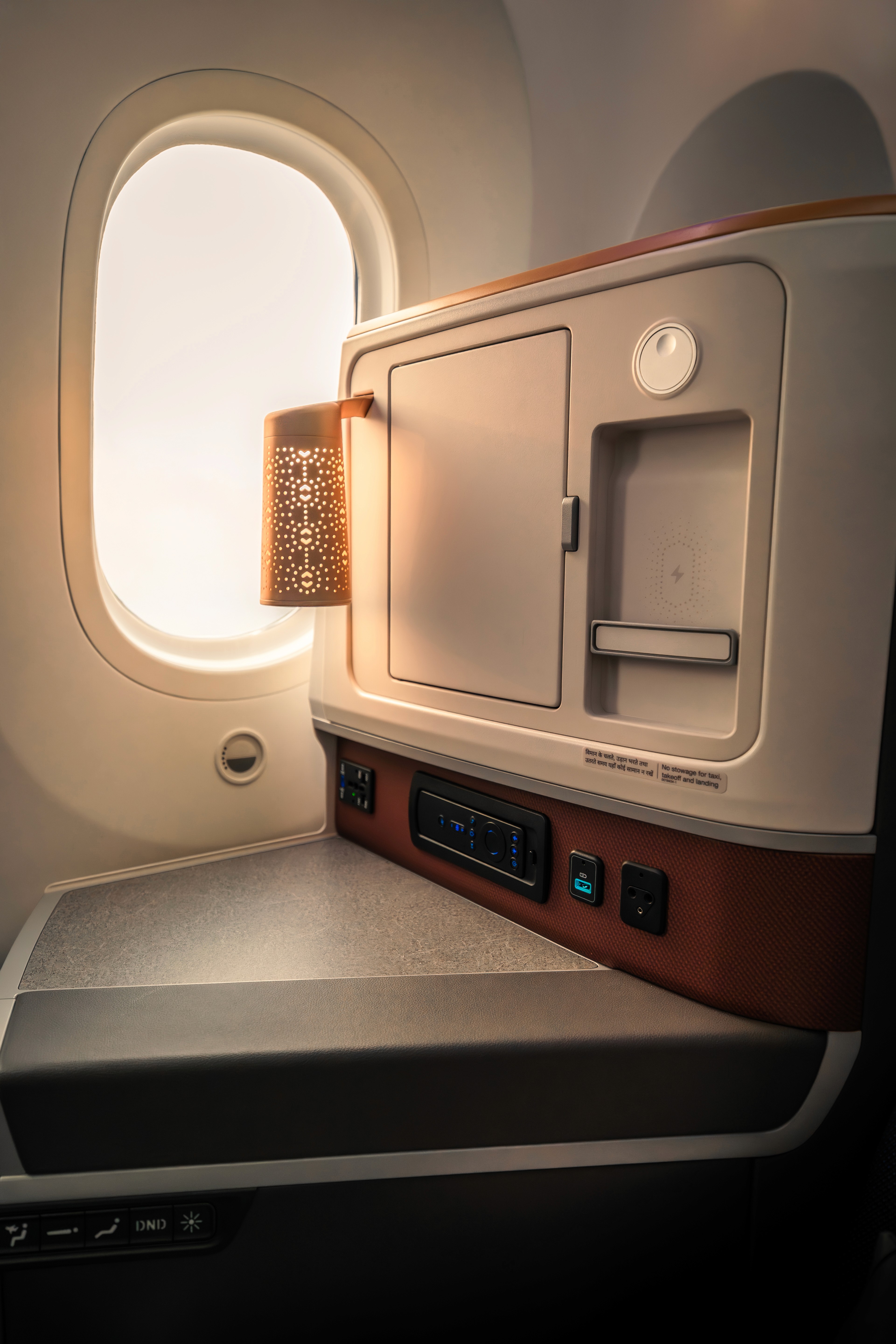 man wearing brown knit crew-neck sweater