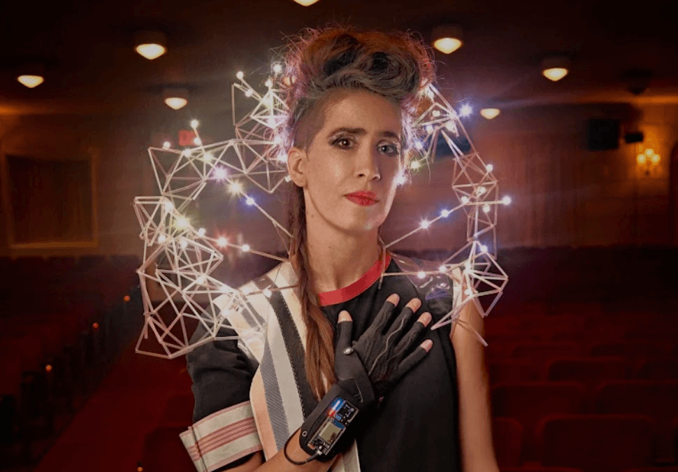 A profile shot of artist Imogen Heap