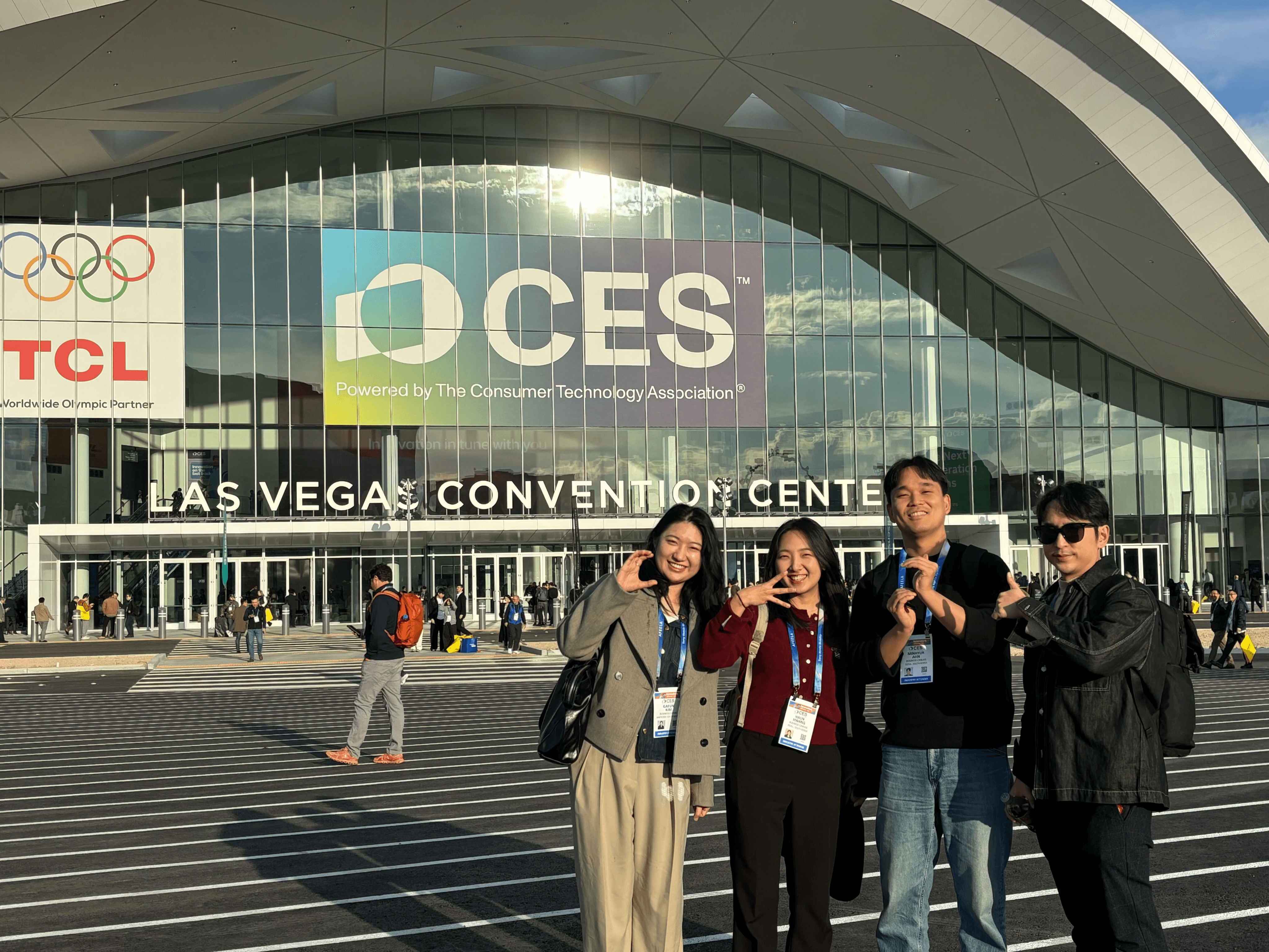 15만 명이 모인 CES 2026, 리캐치 팀이 직접 걸으며 발견한 B2B의 힌트 아티클 썸네일