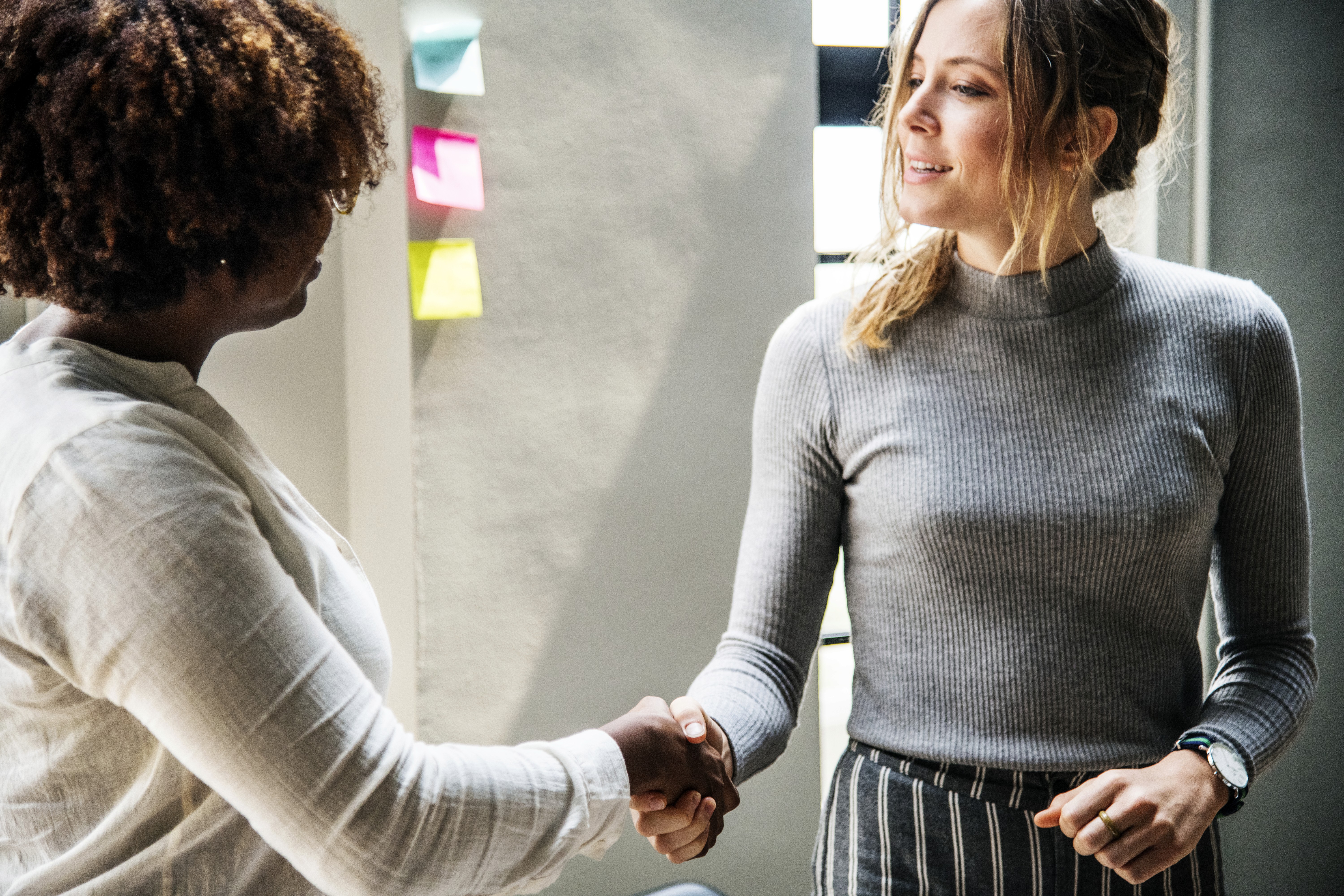 Personne qui change de travail après 10 ans de carrière
