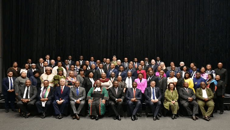 Photo:Public mood fragile despite GNU governance, says SARB – South African Daily