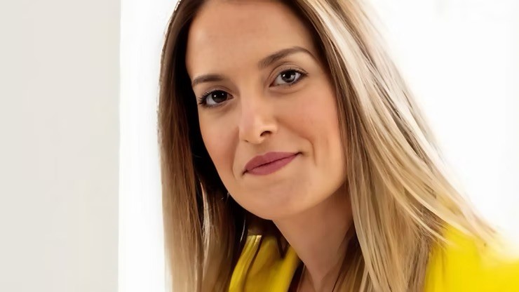 Marketeam.ai CEO Naama Manova-Twito featured in Millionaire News - autonomous marketing teams