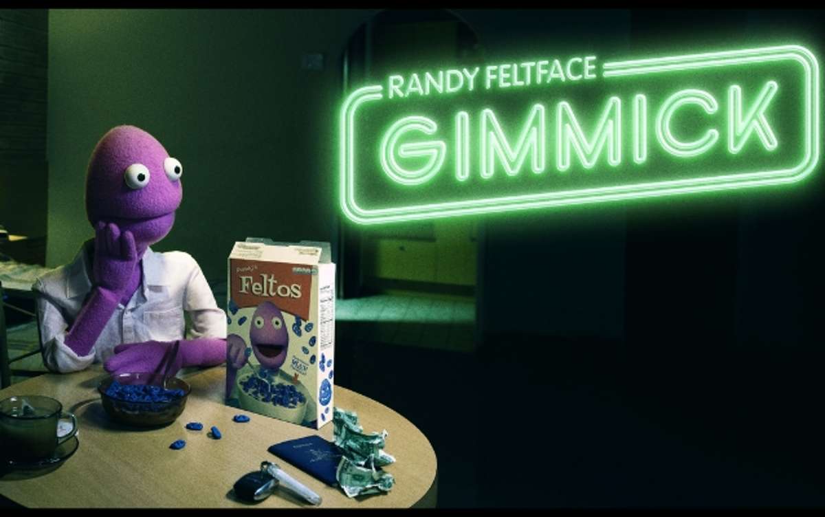 Randy Feltface: Gimmick