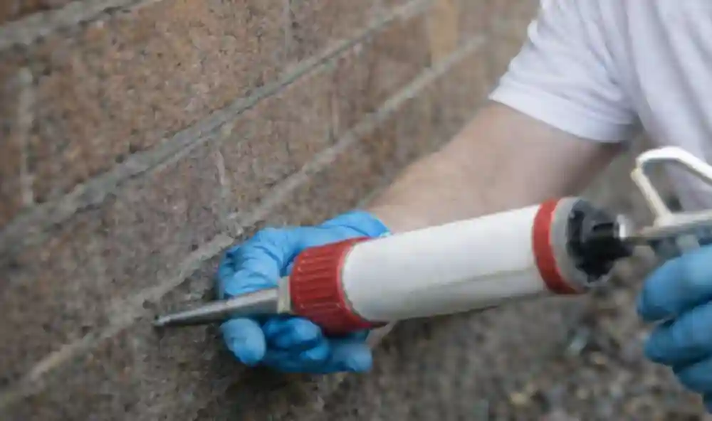 Logos of tools outward, illustrating easy integration with no engineering required.