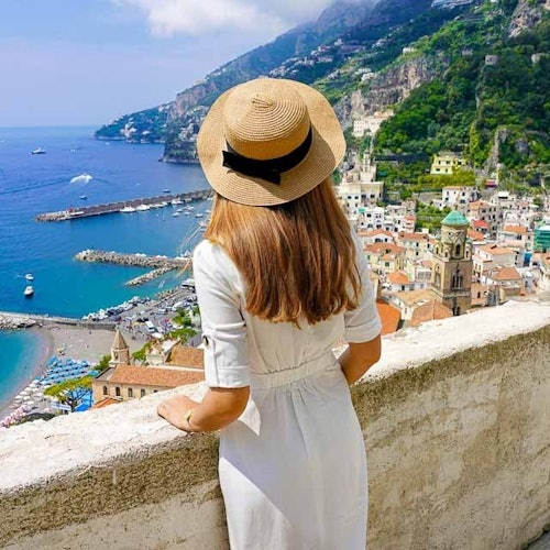 阿马尔菲海岸：阿马尔菲船游含开胃酒 + 往返萨勒诺的门票