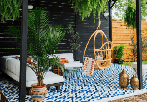 worker on laboratorium