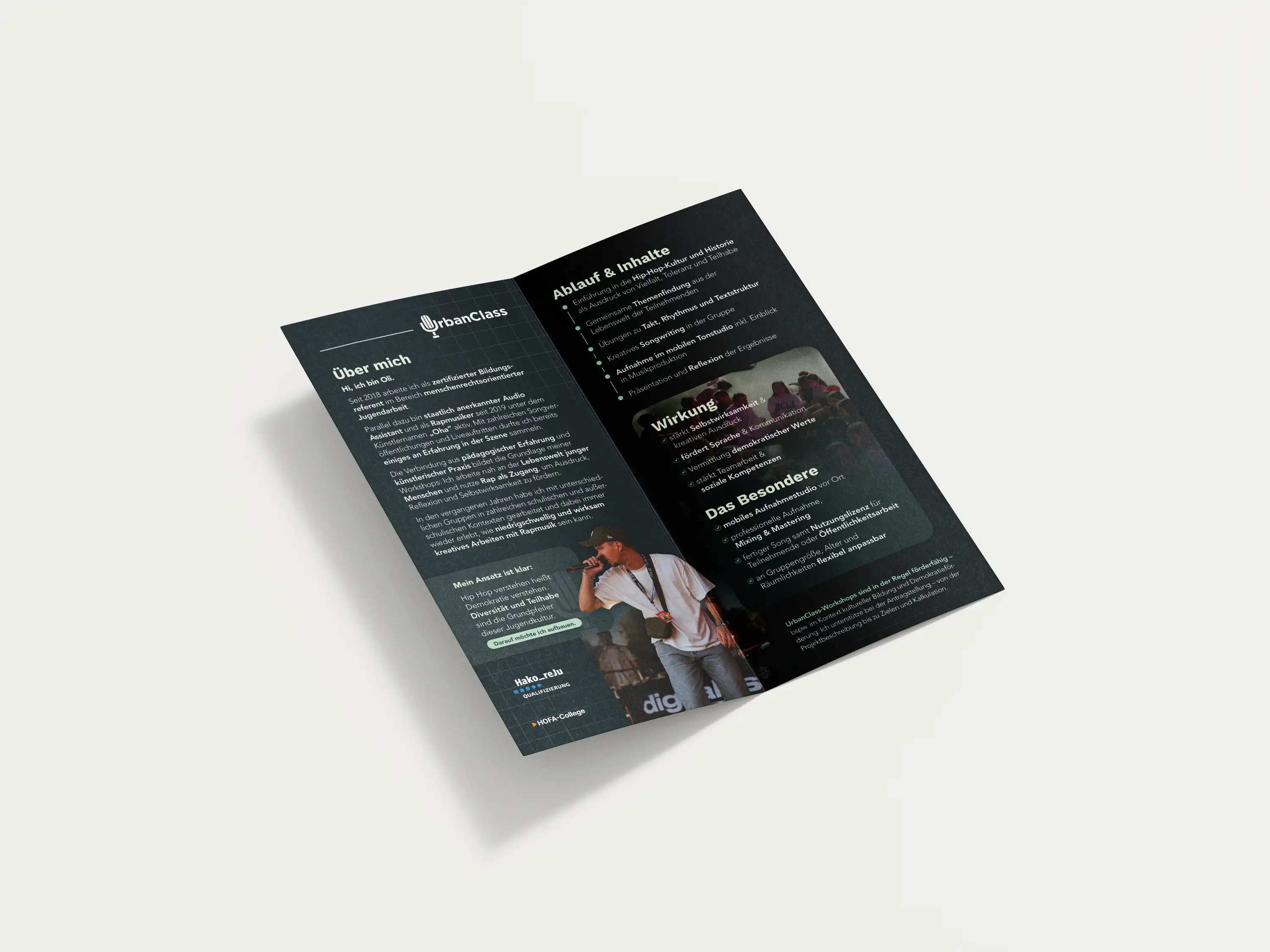 Innenseite des UrbanClass-Flyers mit Ablauf, Wirkung und mobilem Aufnahmestudio vor Ort