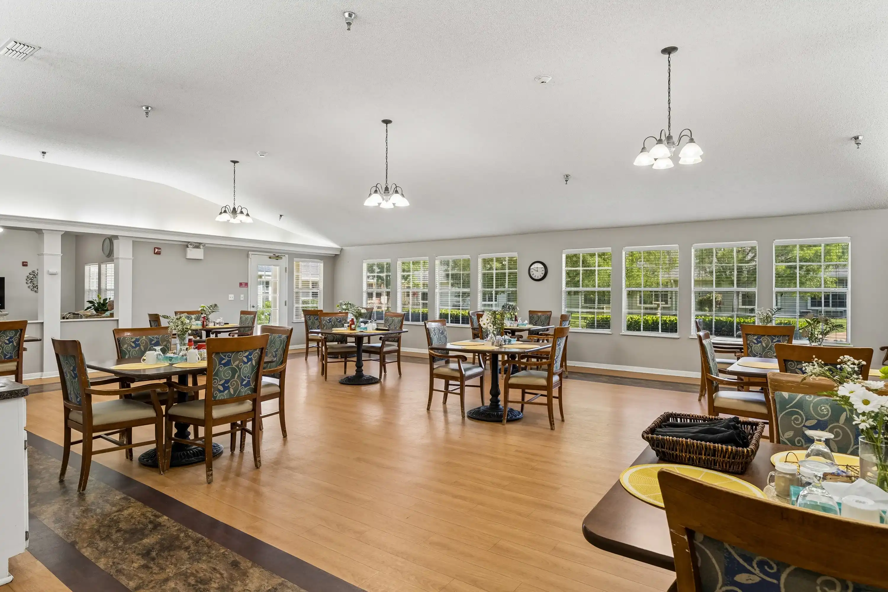 Santa Fe Terrace community photo 4