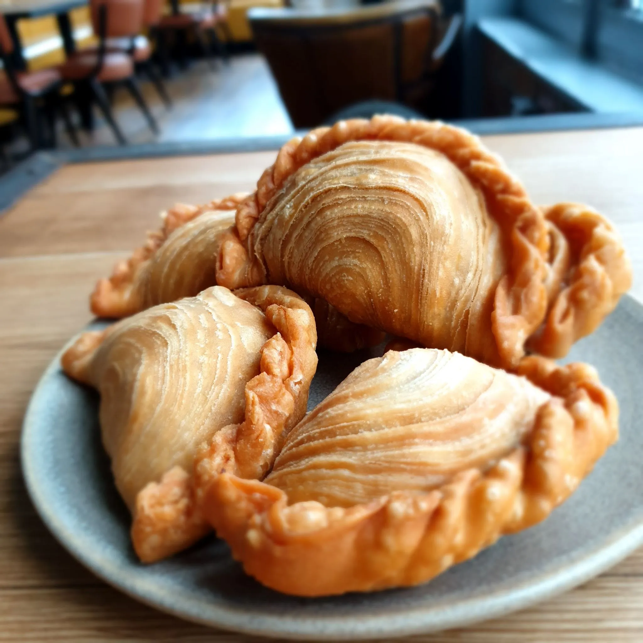 Lisa and pann's signature starter - Karipap Pusing (Spiral Curry Puffs)