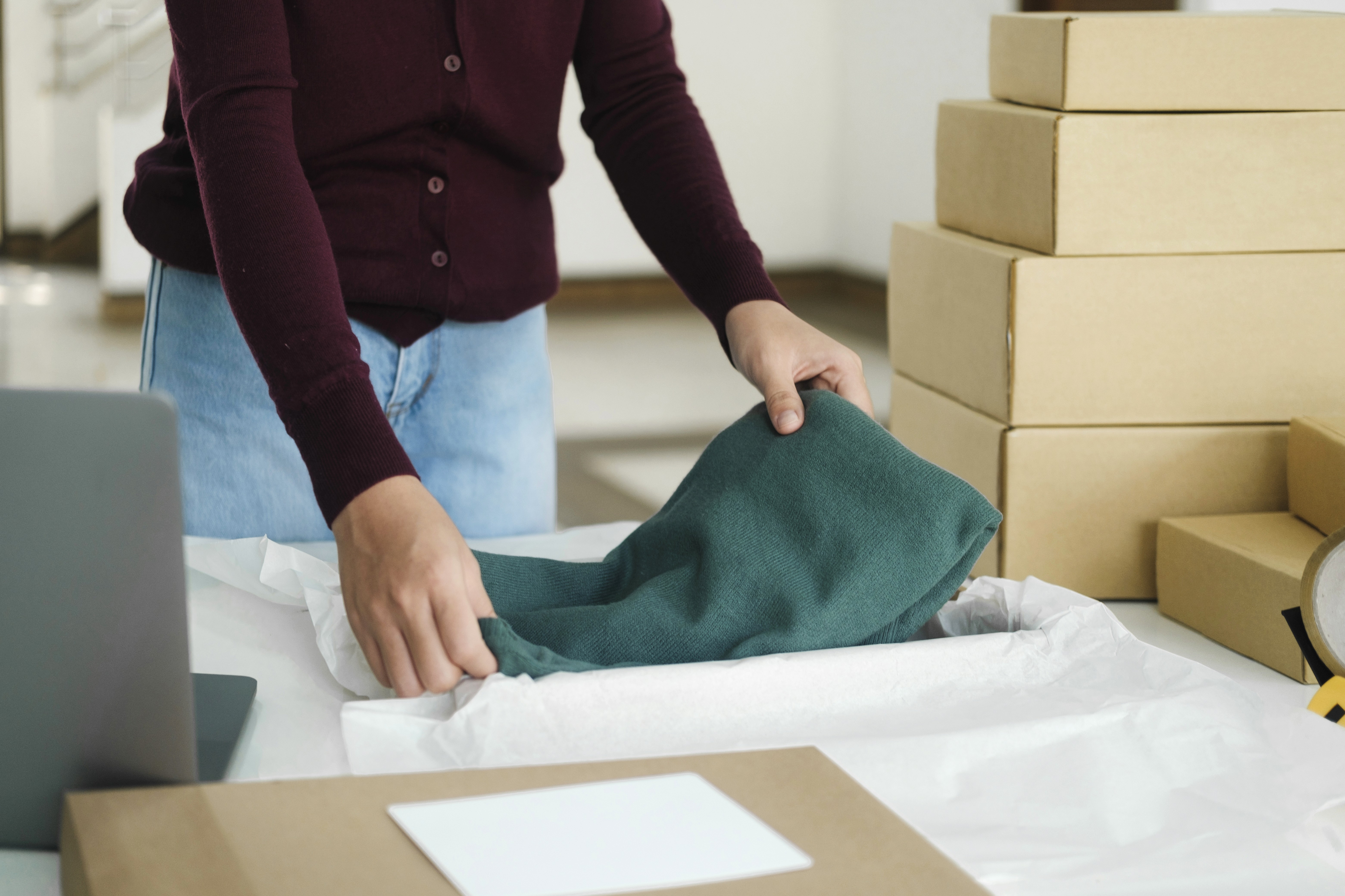 Resultado final de branding aplicado a producto — estudio creativo Barcelona