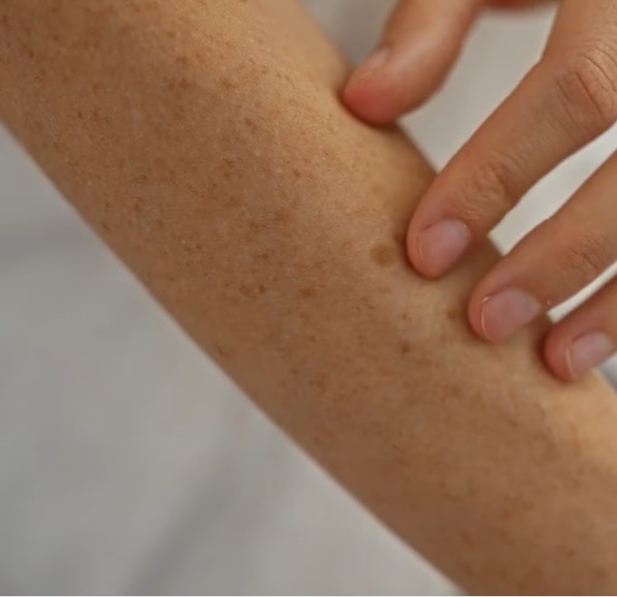 Different colo chemicals in tube