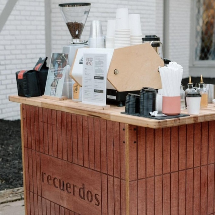 Recuerdos Cafe