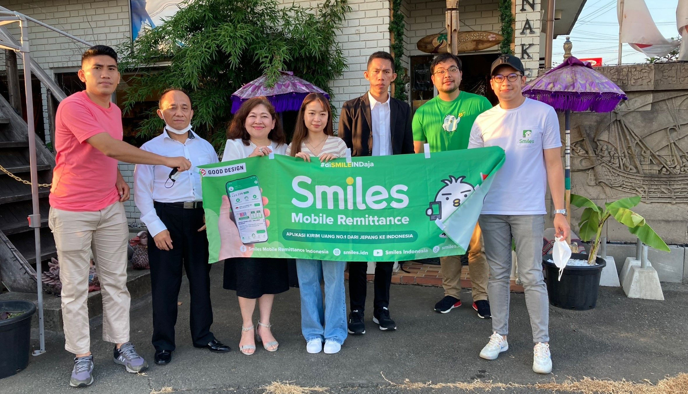 bunaken cafe smiles indonesia aug 2022