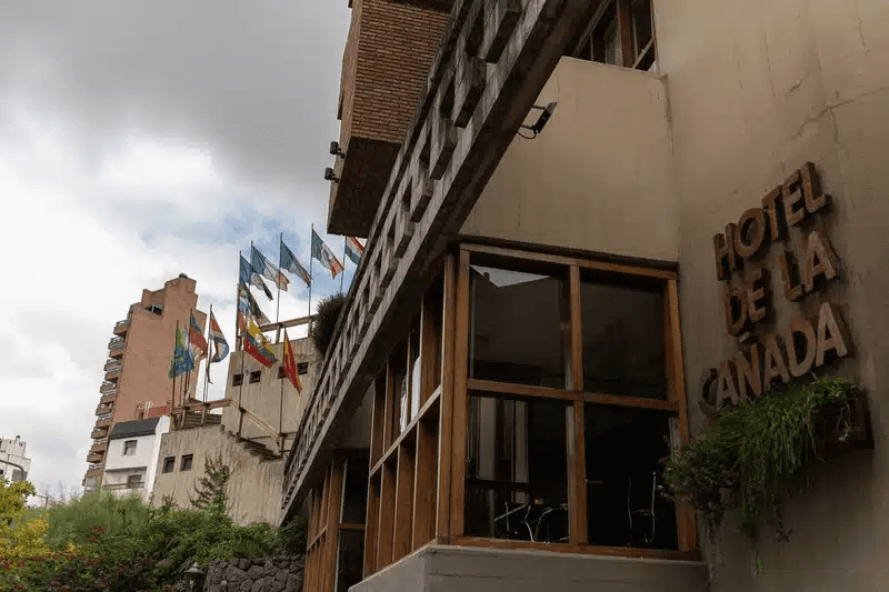 hotel de la cañada entrada