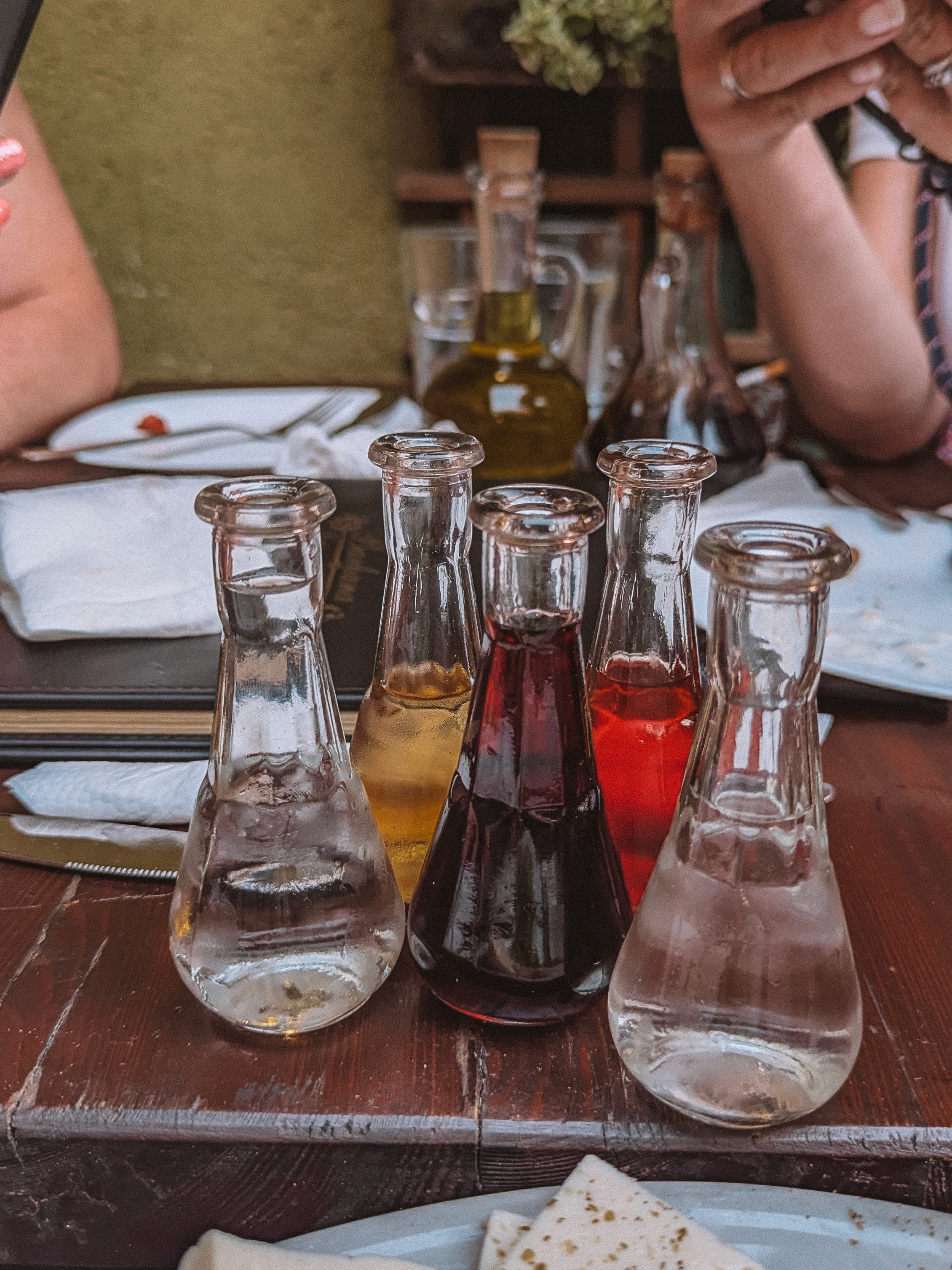 rakija glasses clinking