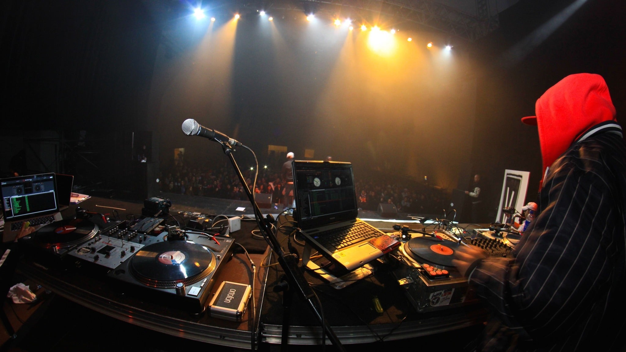 Strandz Concert Banner