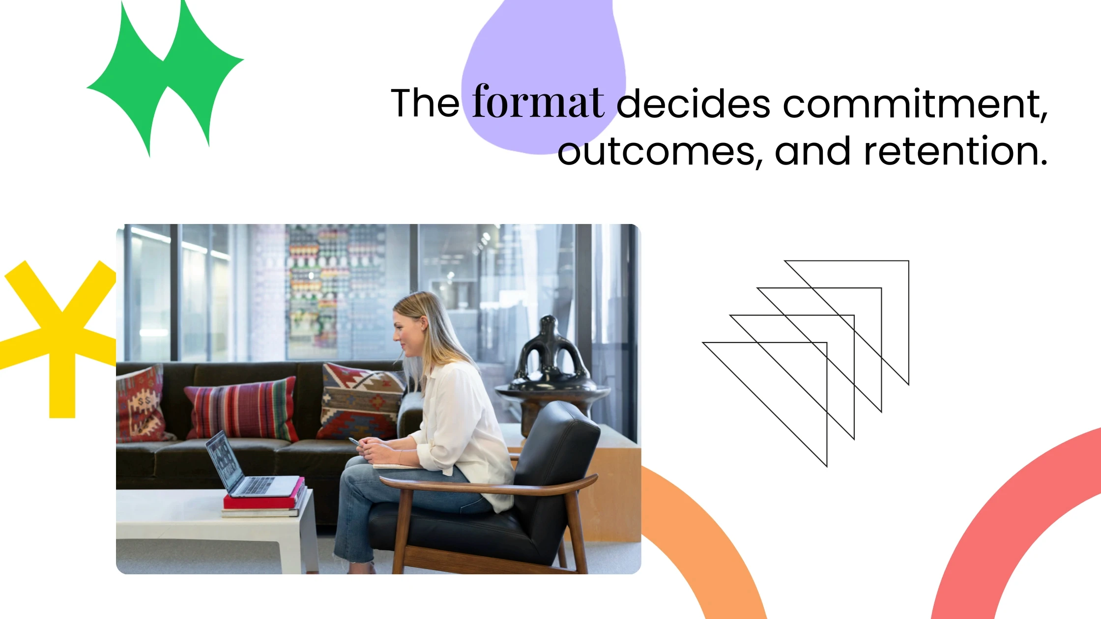 Coach seated in a lounge setting with a laptop, paired with text about choosing the right group coaching format.