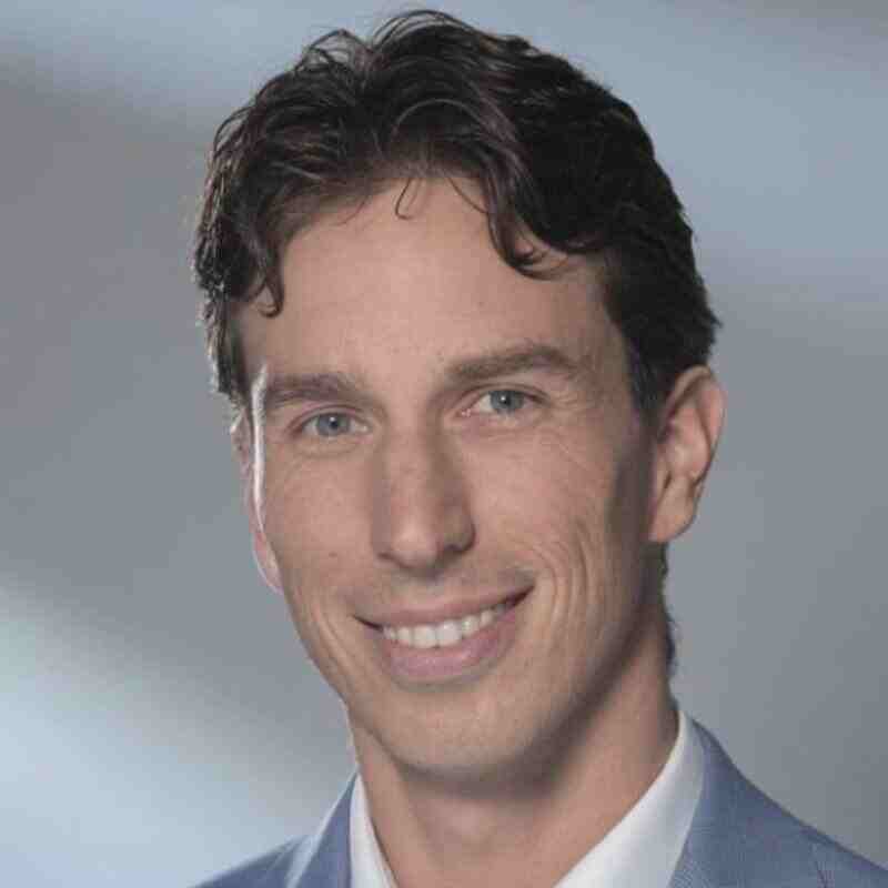 LinkedIn member avatar contributing to follower count