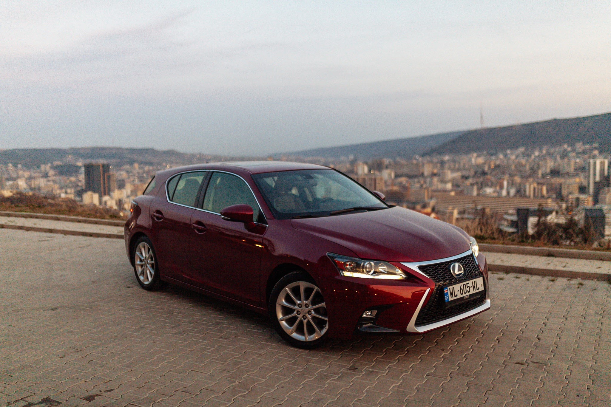 Car Rental Prices in Georgia 2025: Cost Breakdown, No-Deposit Options & How to Choose a Car