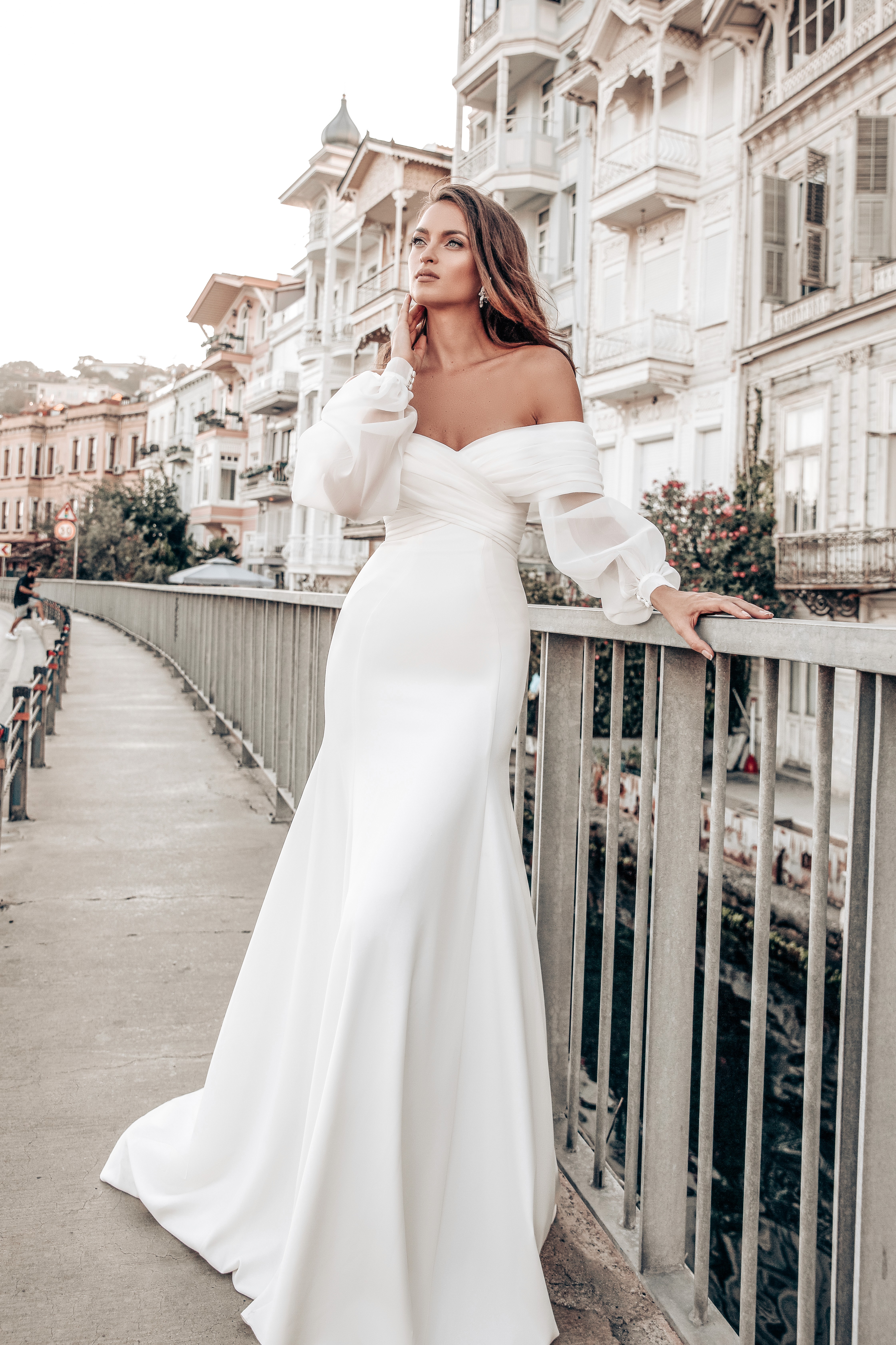 Schlichtes Fit & Flare Brautkleid aus hochwertigem Mikado