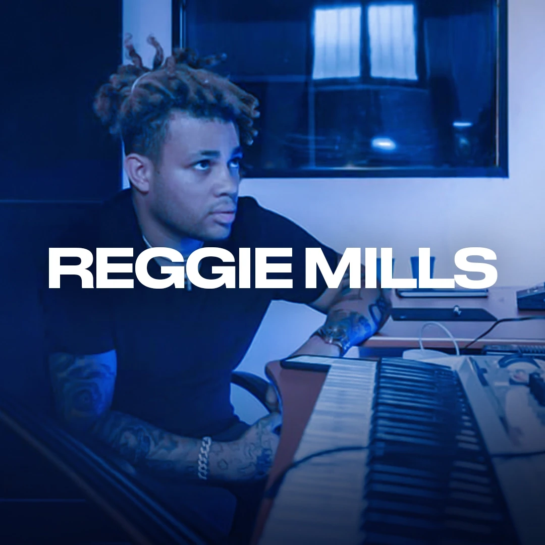 Reggie Mills in studio di registrazione.