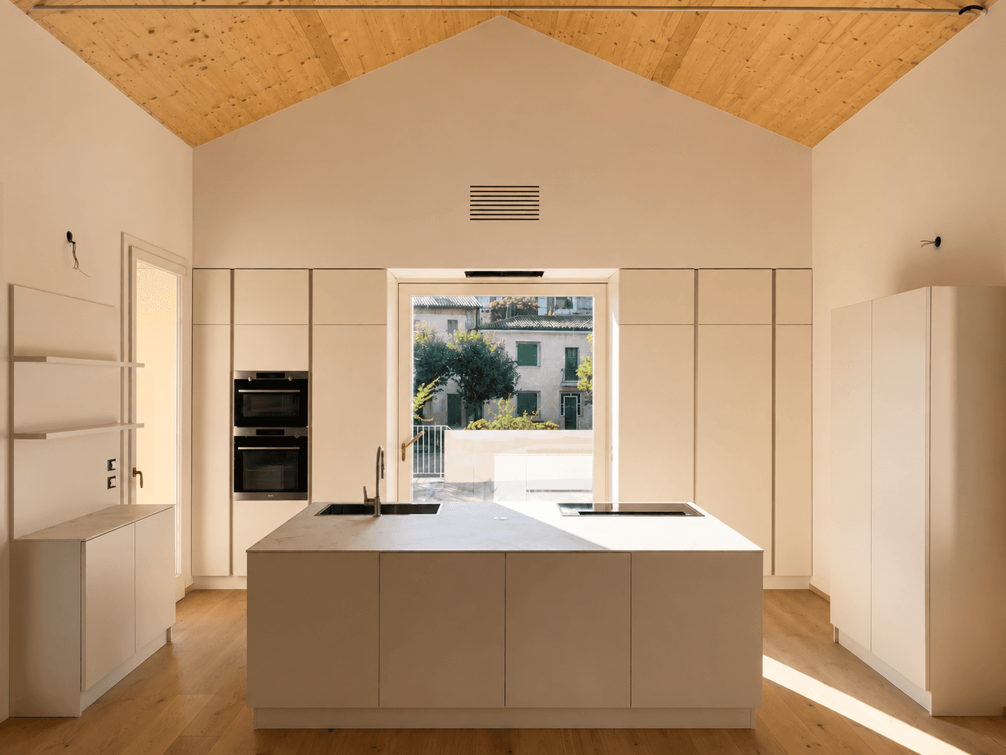 Project thumbnail image showcasing a modern interior design.